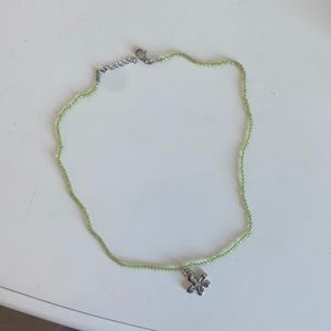 Pac sun green bead necklace w/ tropical flower charm